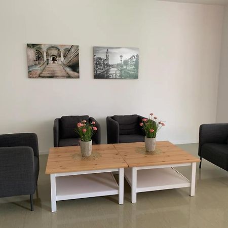 Jugendgaestehaus Studentenwohnheim Щайр Екстериор снимка