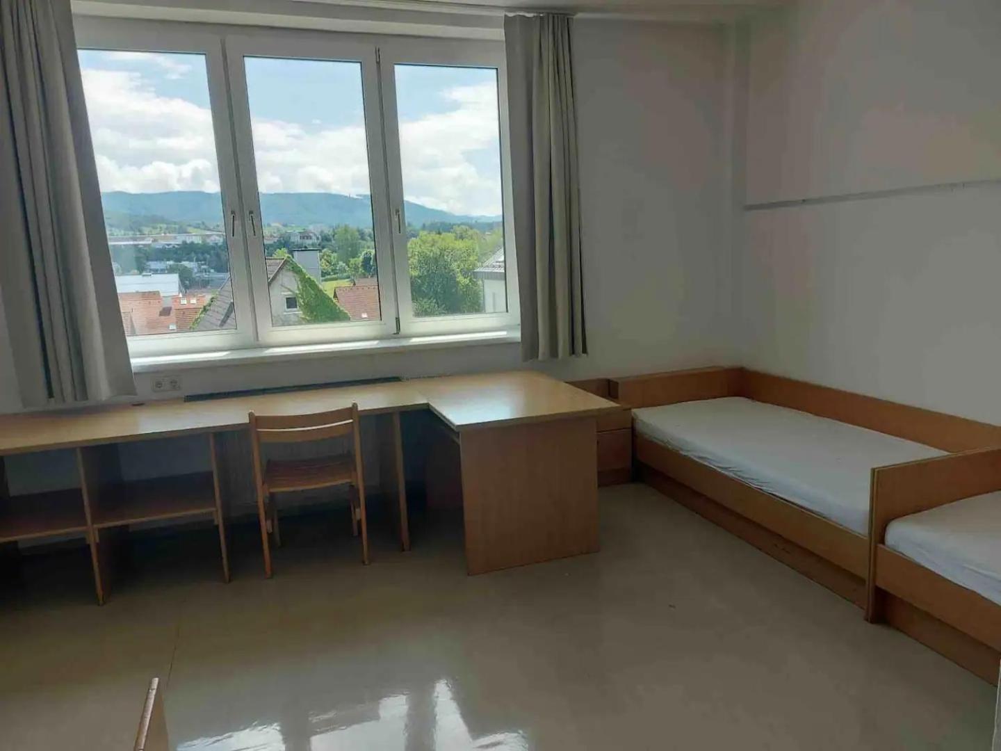 Jugendgaestehaus Studentenwohnheim Щайр Екстериор снимка